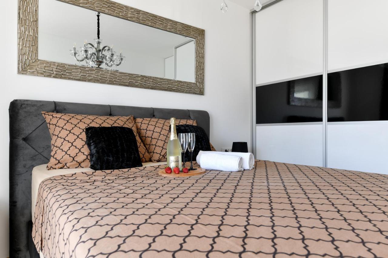 Lauris Luxury Apartment Zadar Exterior photo